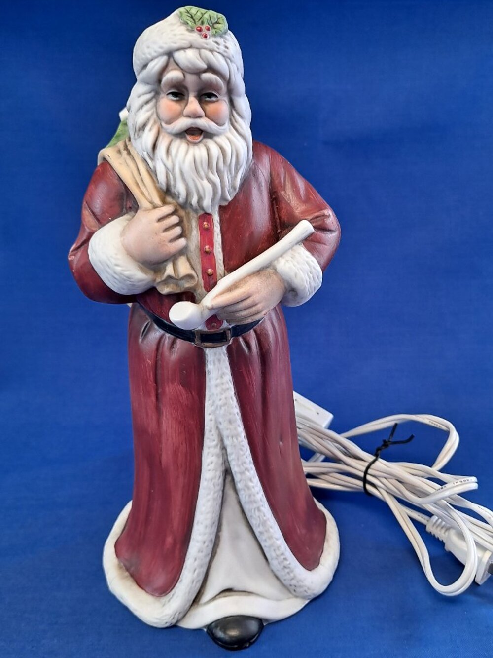 Vintage FLAMBRO Memories of SANTA CHRISTMAS LAMP Bisque Porcelain Night Light